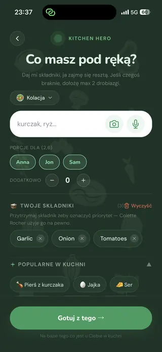 Ekran trybu Kitchen Hero: pole na składniki z przyciskiem aparatu i mikrofonu